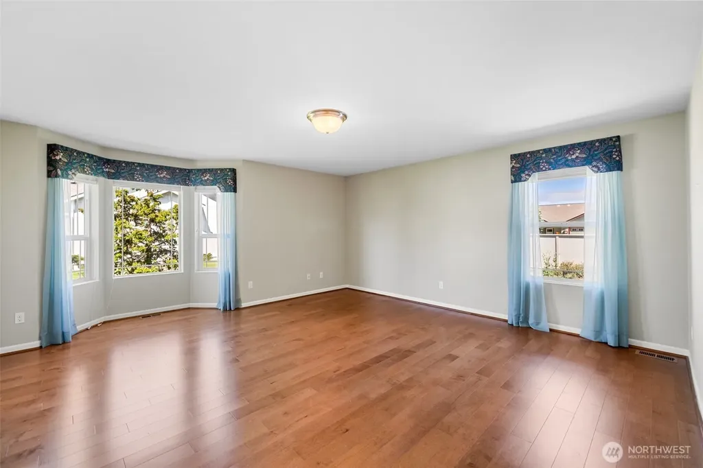 1017 N Minstrel Road Sequim WA 98382