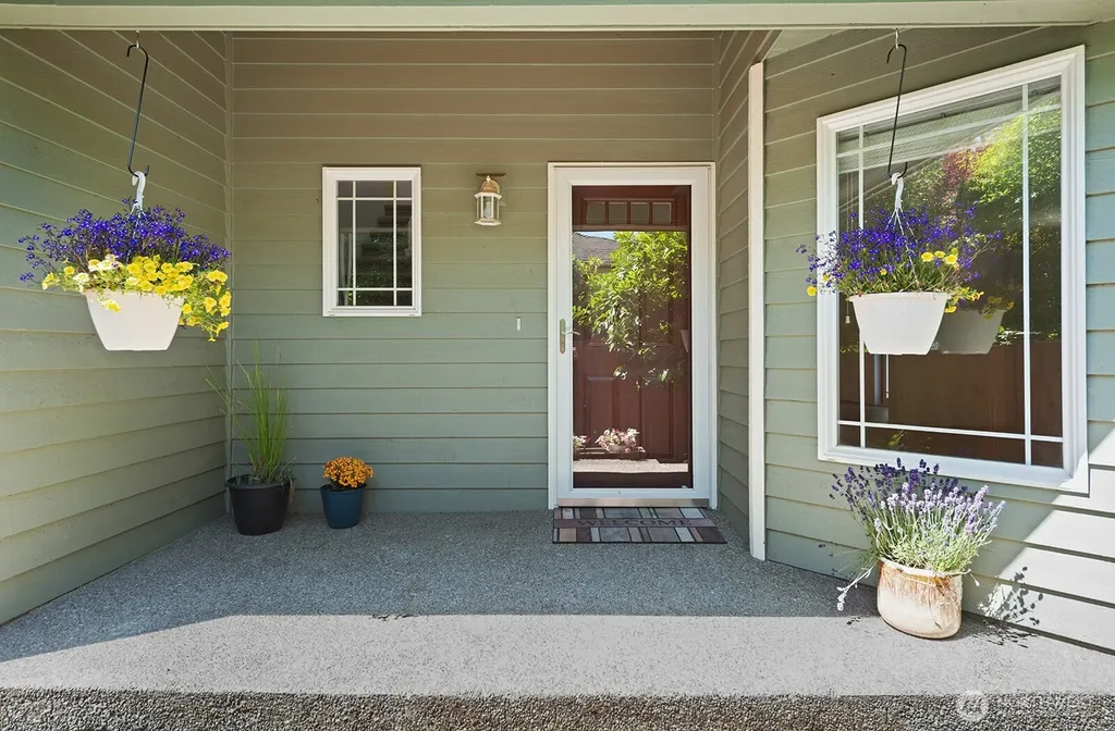 15732 Interlake Avenue N Shoreline WA 98133