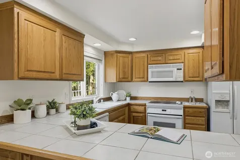 15732 Interlake Avenue N Shoreline WA 98133