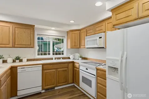15732 Interlake Avenue N Shoreline WA 98133