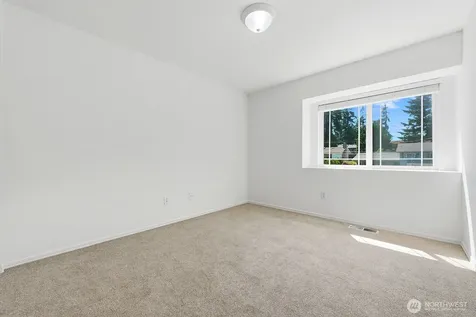 15732 Interlake Avenue N Shoreline WA 98133