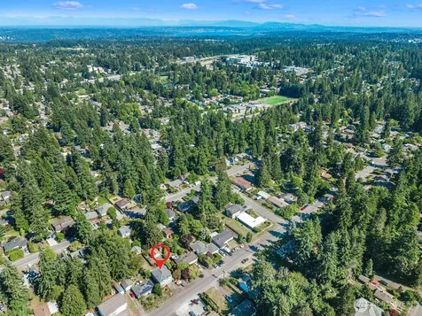 15732 Interlake Avenue N Shoreline WA 98133