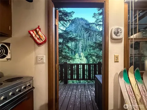 17800 Alpental Access Road SE North Bend WA 98045
