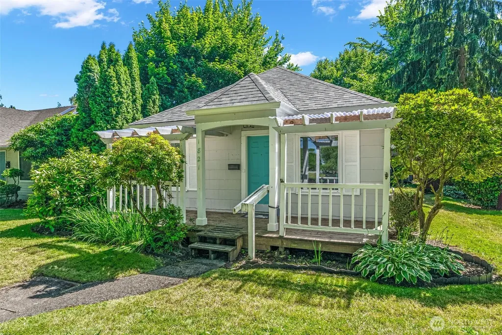 1821 Nichols Boulevard Longview WA 98632