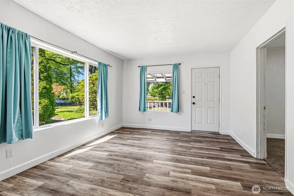 1821 Nichols Boulevard Longview WA 98632