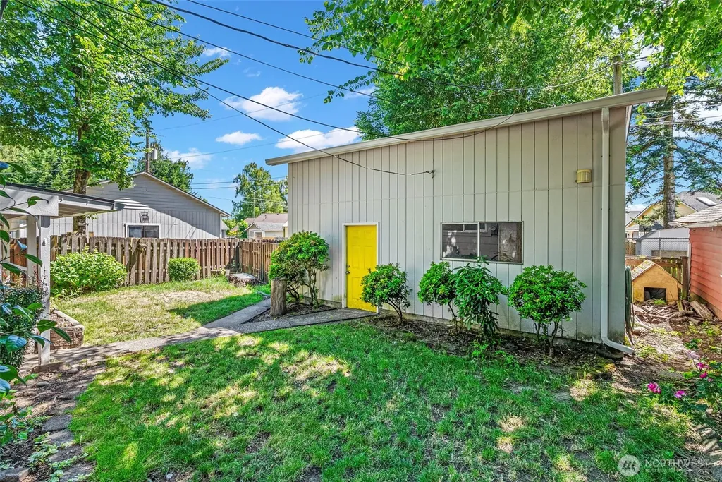 1821 Nichols Boulevard Longview WA 98632