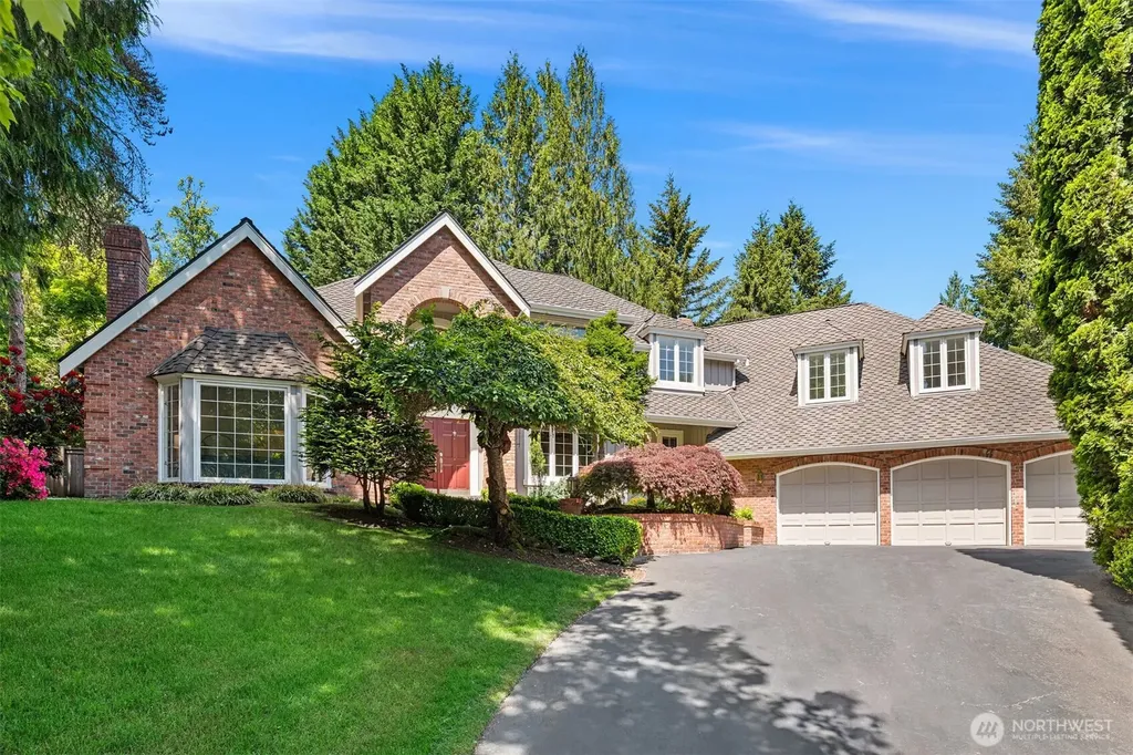 19862 NE 126th Place Woodinville WA 98077