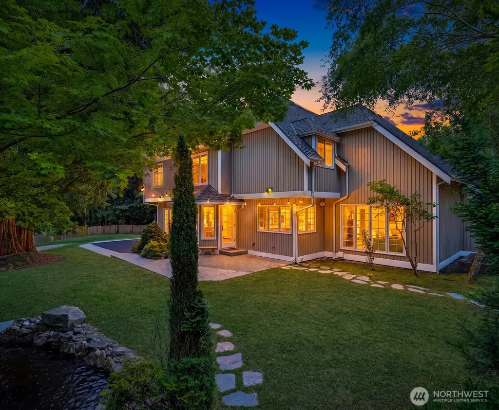 19862 NE 126th Place Woodinville WA 98077