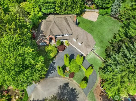 19862 NE 126th Place Woodinville WA 98077