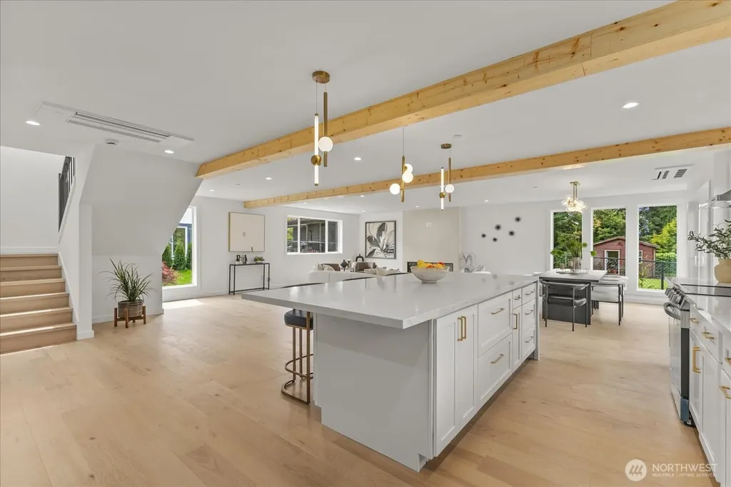 228 SW 183rd Street Normandy Park WA 98166