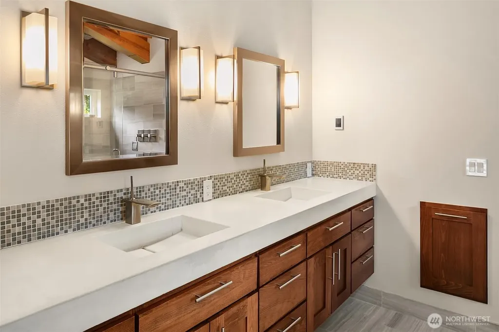 12125 434th Avenue SE North Bend WA 98045