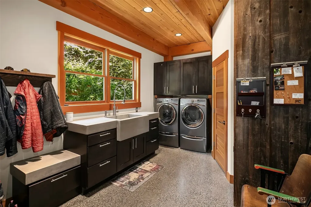 12125 434th Avenue SE North Bend WA 98045