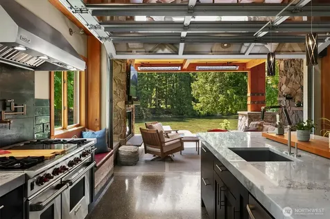 12125 434th Avenue SE North Bend WA 98045