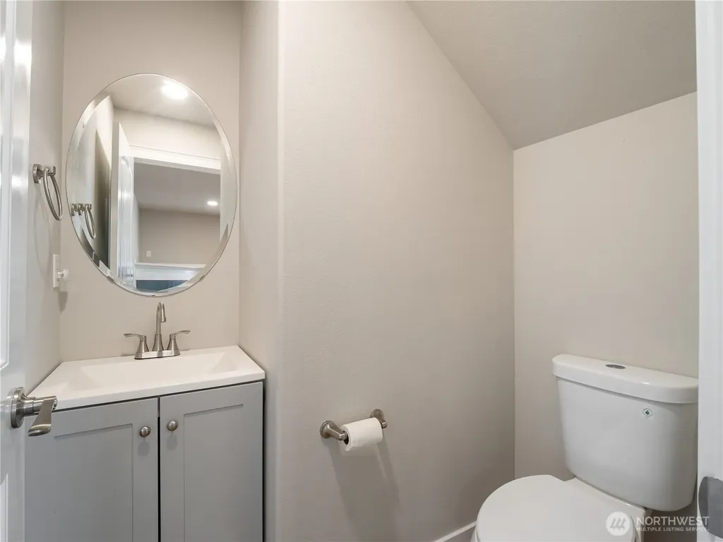 9824 198th Street E Graham WA 98338