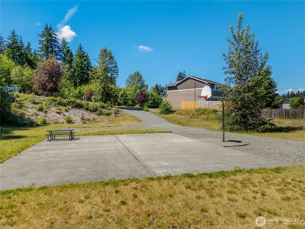 9824 198th Street E Graham WA 98338