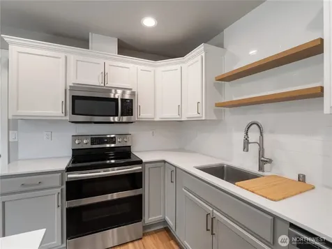 9824 198th Street E Graham WA 98338