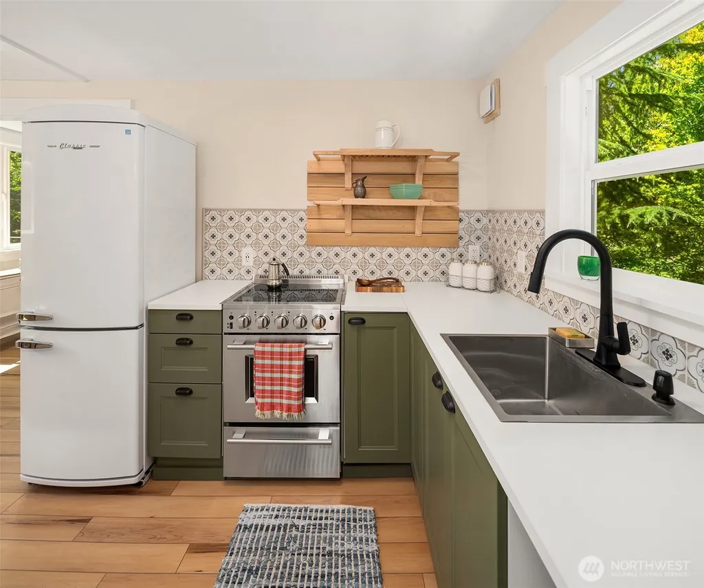 17008 135th Place SW Vashon WA 98070