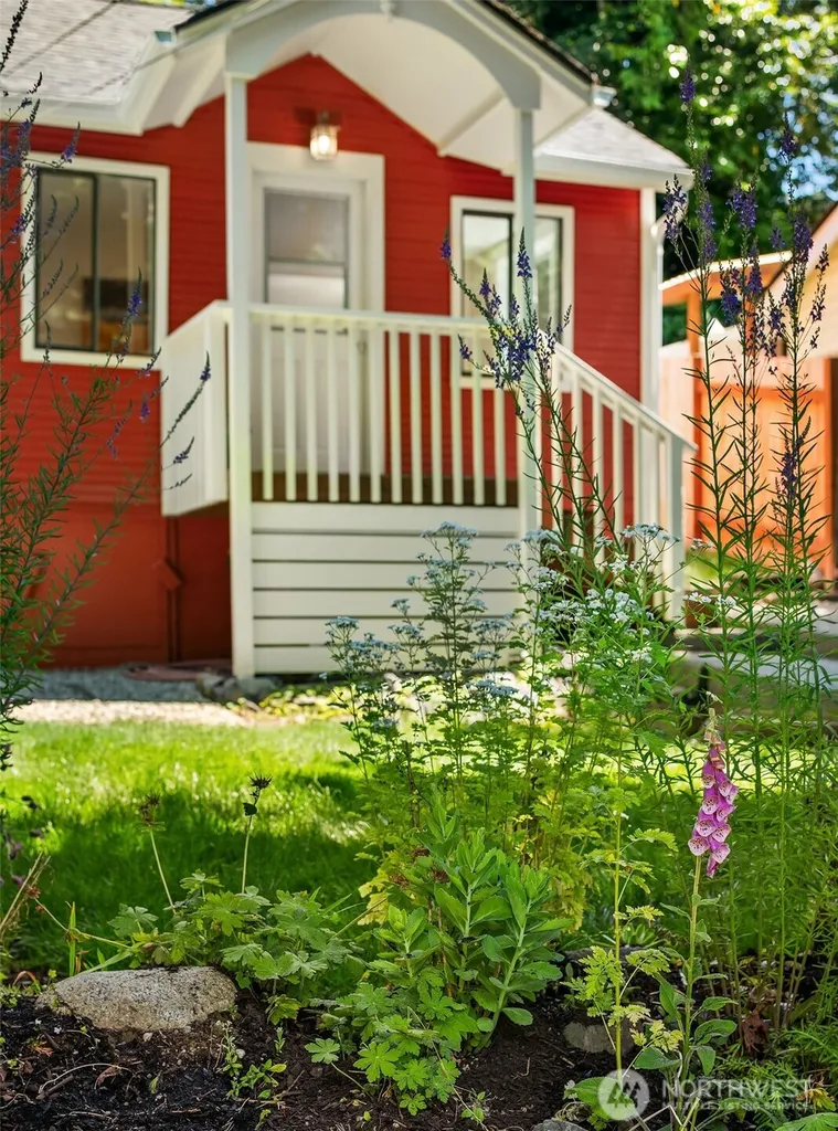 17008 135th Place SW Vashon WA 98070