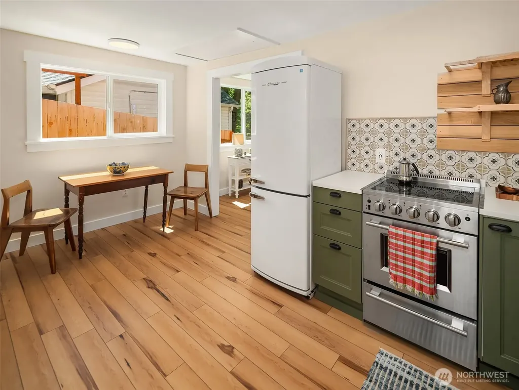 17008 135th Place SW Vashon WA 98070