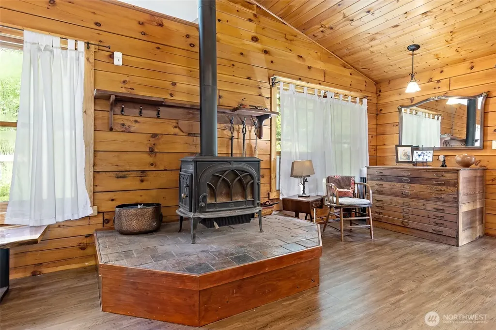 1350 E Webb Hill Road Union WA 98592