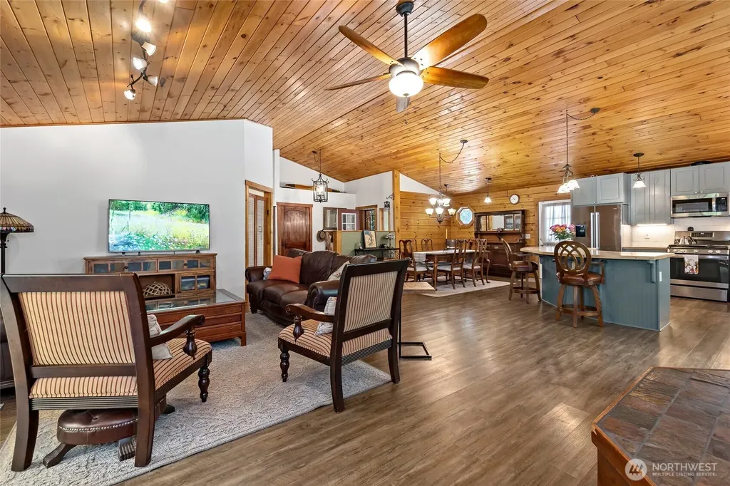 1350 E Webb Hill Road Union WA 98592