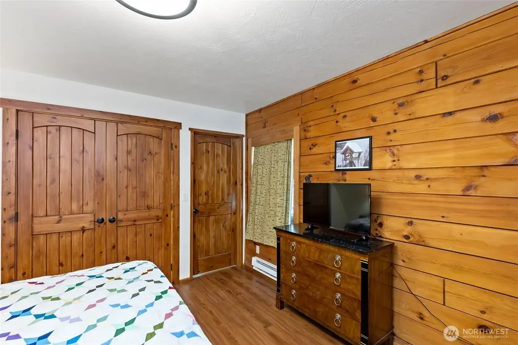 1350 E Webb Hill Road Union WA 98592
