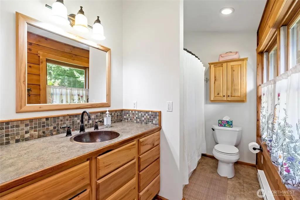 1350 E Webb Hill Road Union WA 98592