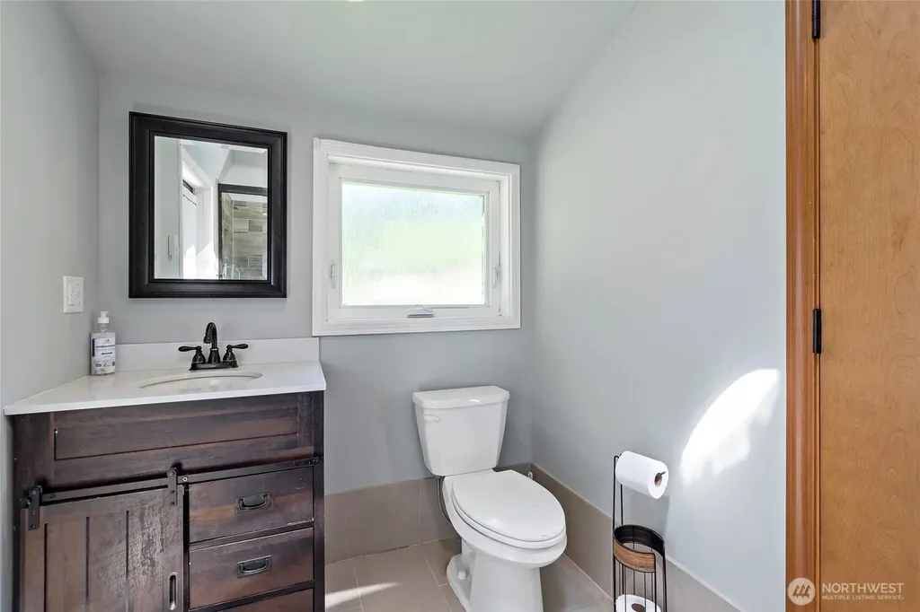 1350 E Webb Hill Road Union WA 98592