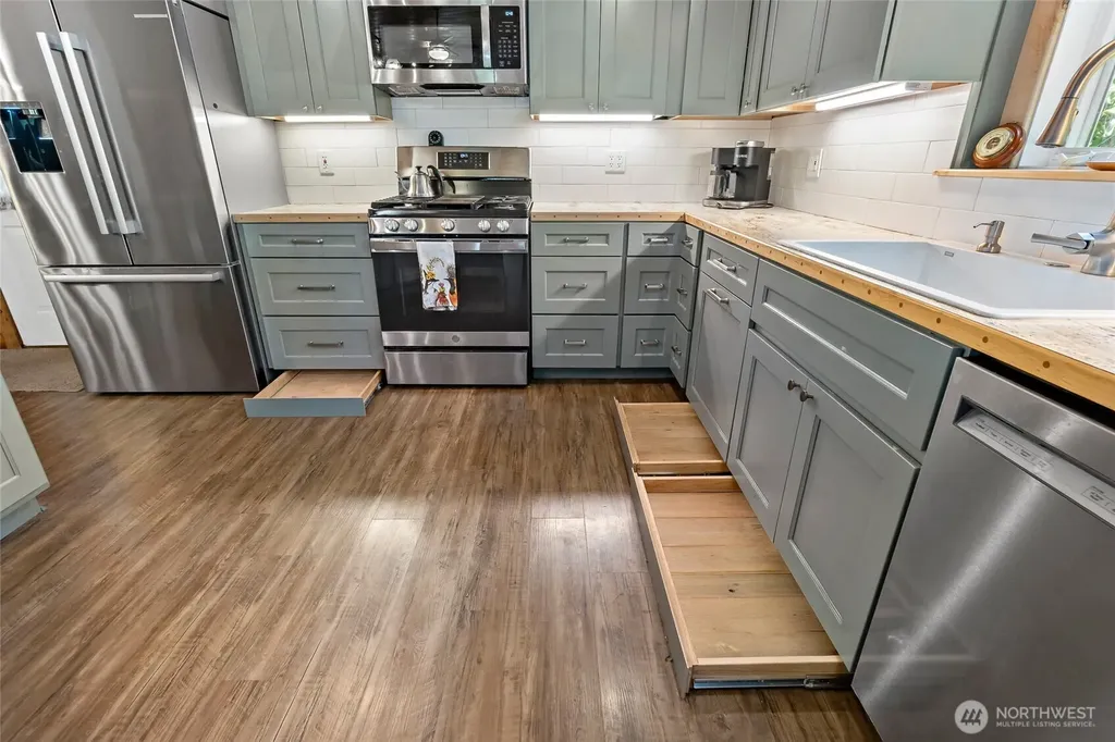 1350 E Webb Hill Road Union WA 98592