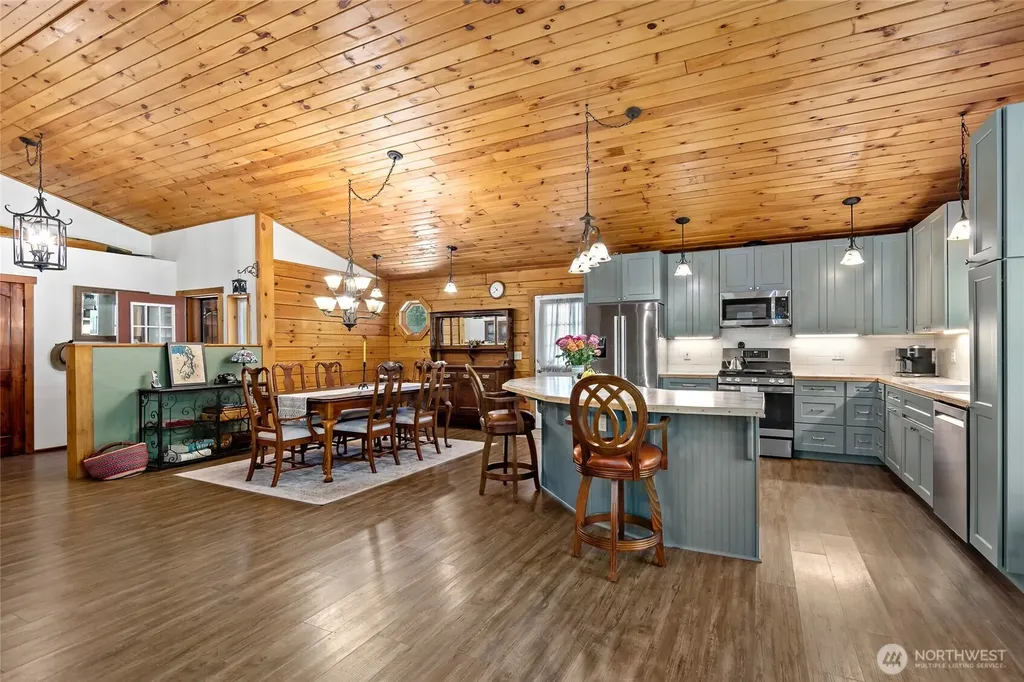 1350 E Webb Hill Road Union WA 98592