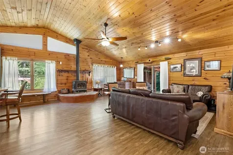 1350 E Webb Hill Road Union WA 98592