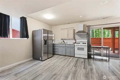 7802 S Junett Street Tacoma WA 98409