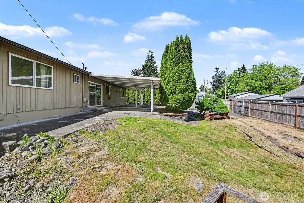 11450 SE 225th Street Kent WA 98031