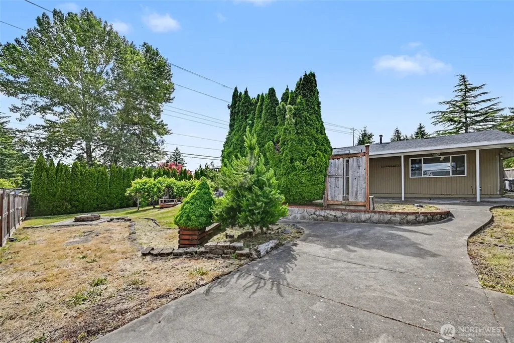 11450 SE 225th Street Kent WA 98031