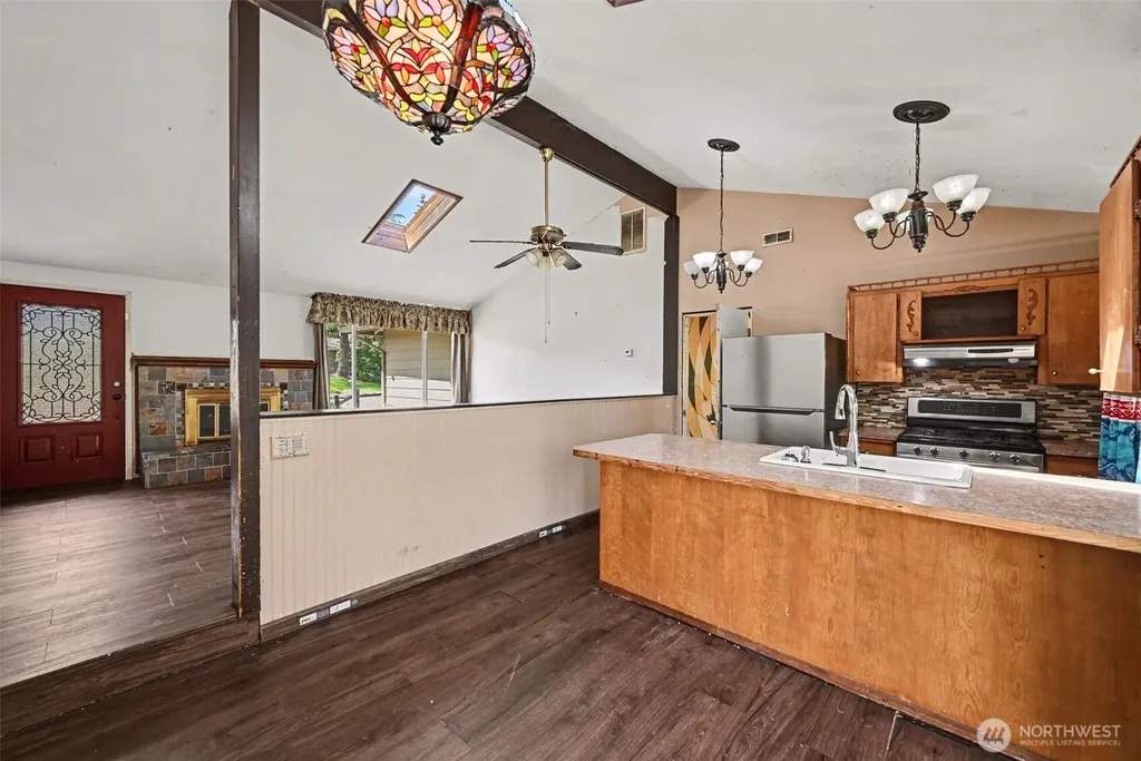 11450 SE 225th Street Kent WA 98031