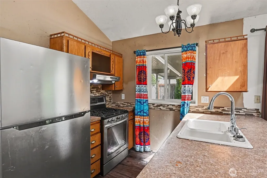 11450 SE 225th Street Kent WA 98031