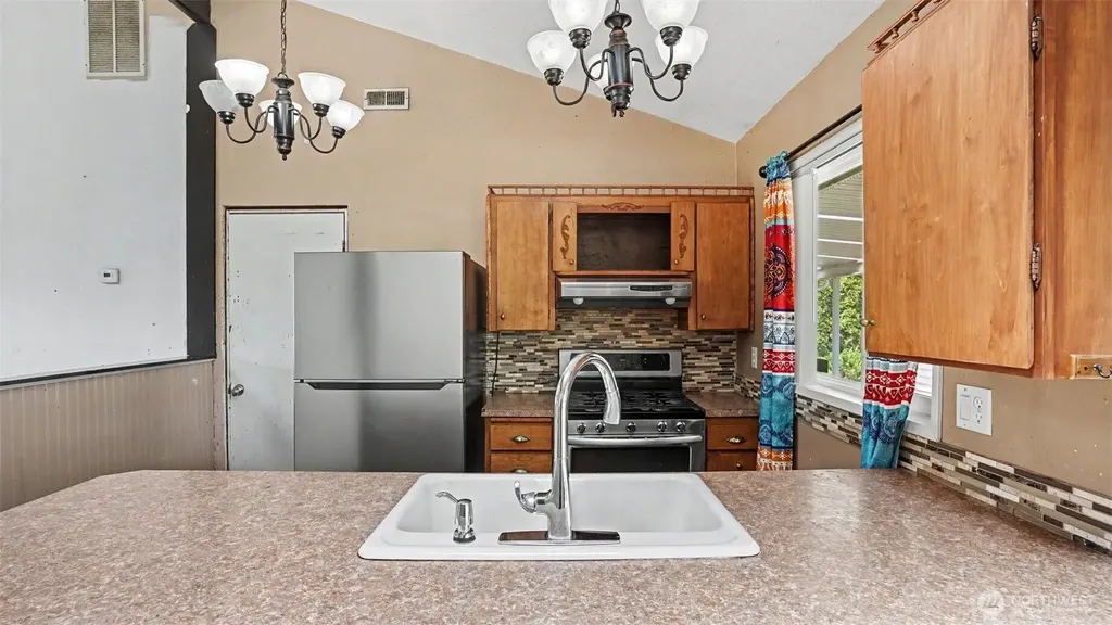11450 SE 225th Street Kent WA 98031