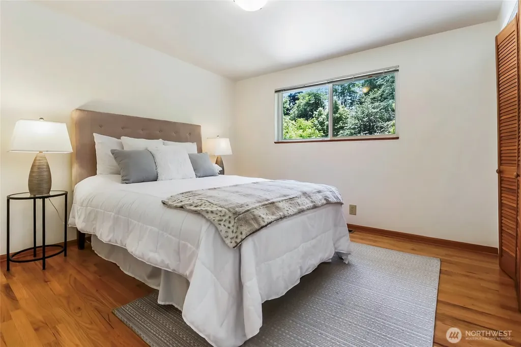 1542 NE 96th Street Seattle WA 98115