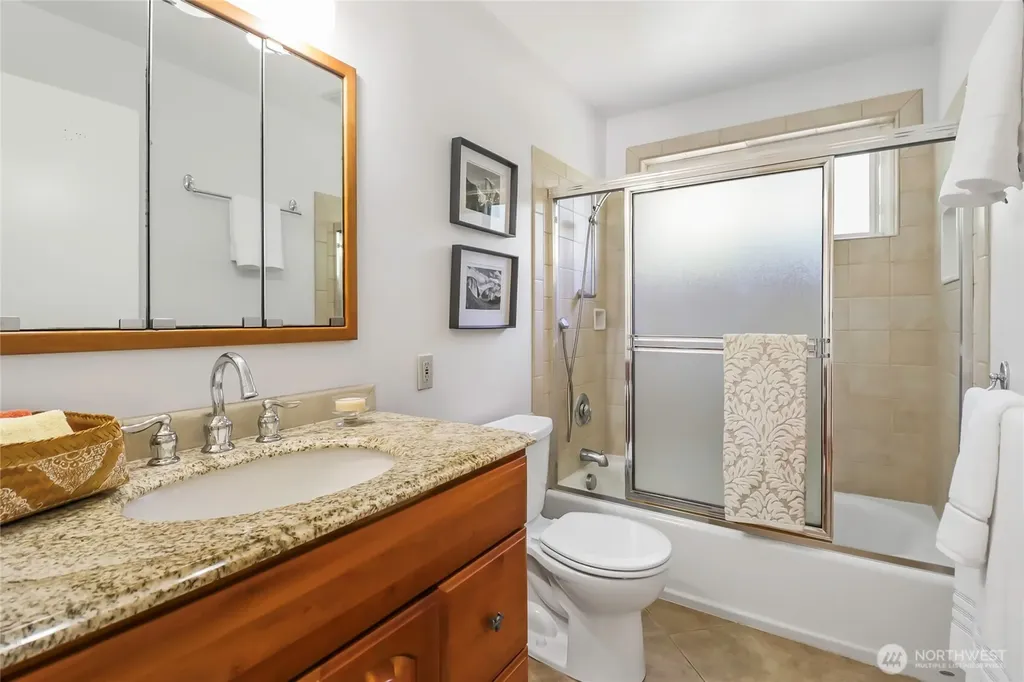 1542 NE 96th Street Seattle WA 98115