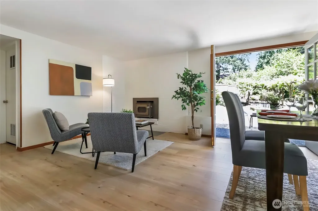 1542 NE 96th Street Seattle WA 98115