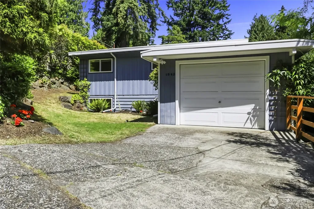 1542 NE 96th Street Seattle WA 98115