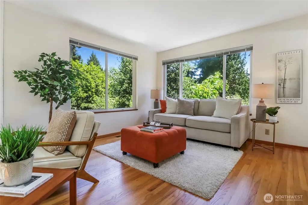 1542 NE 96th Street Seattle WA 98115