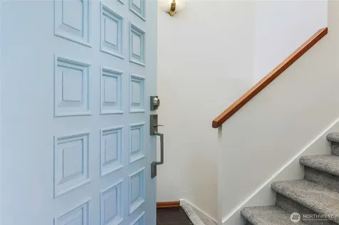 1542 NE 96th Street Seattle WA 98115