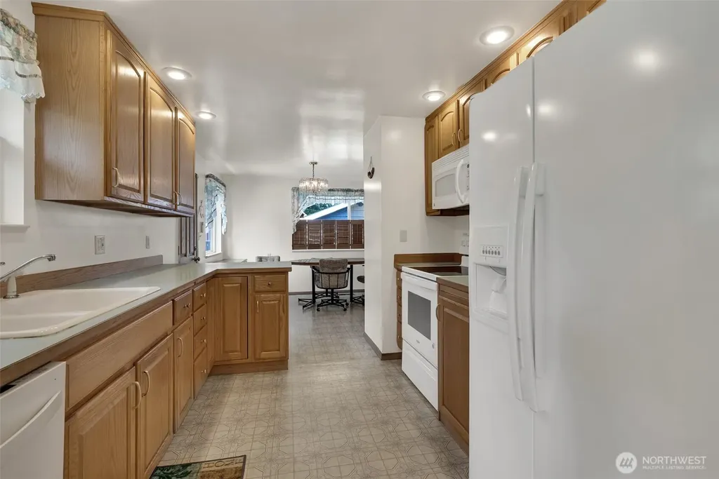 420 S 128th Street Seattle WA 98168