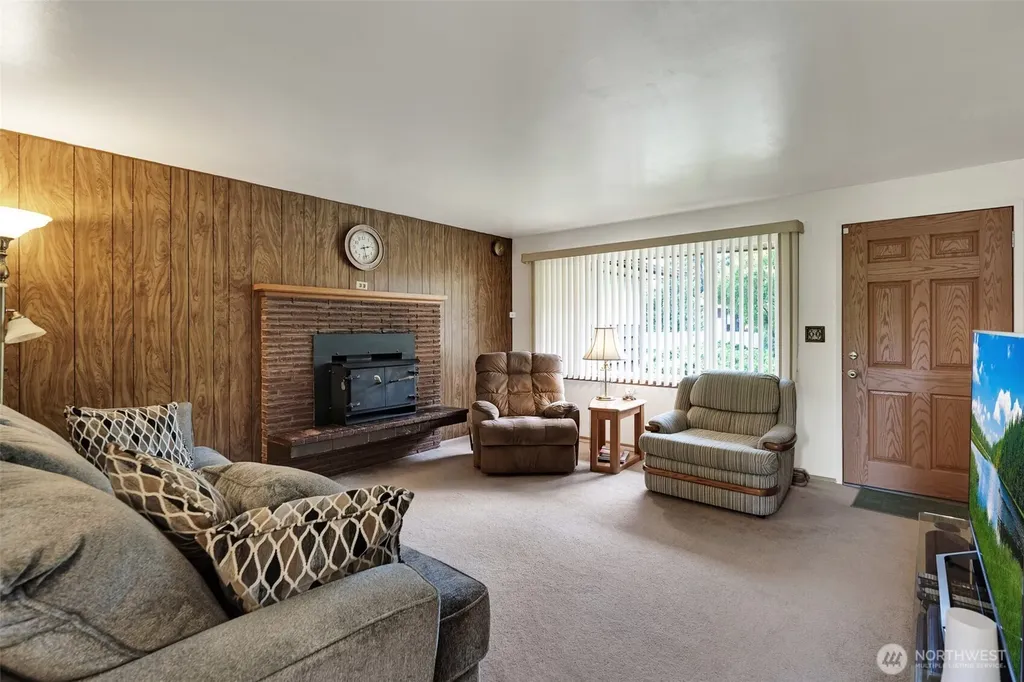 420 S 128th Street Seattle WA 98168