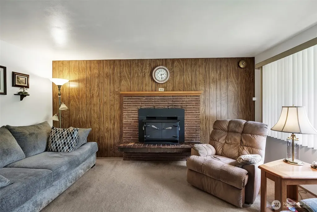 420 S 128th Street Seattle WA 98168