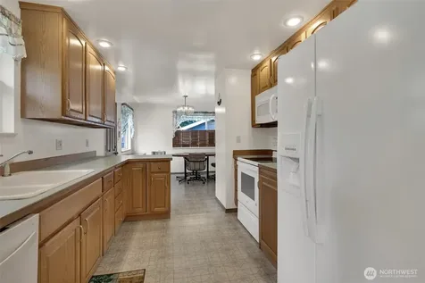 420 S 128th Street Seattle WA 98168