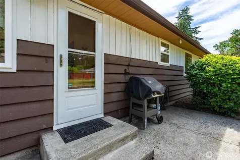 420 S 128th Street Seattle WA 98168