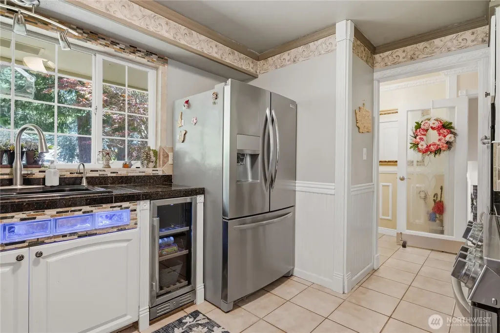 2408 N Greeley Drive Kelso WA 98626
