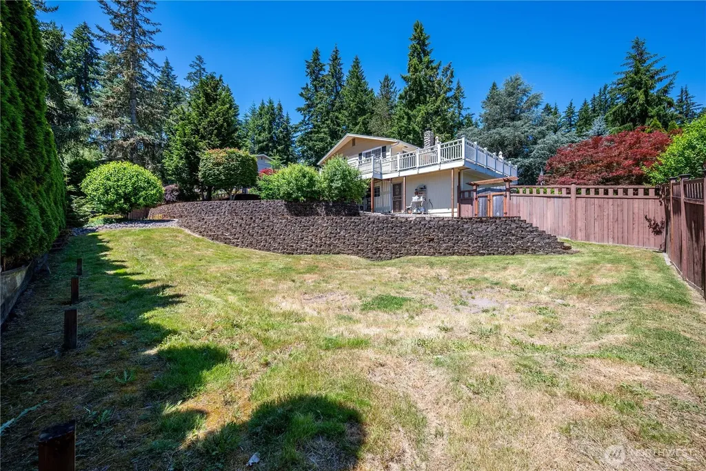 2408 N Greeley Drive Kelso WA 98626